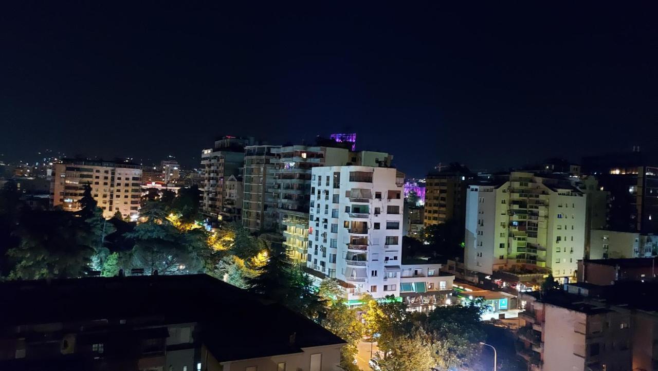 Spacious Family-Friendly Apartment In The Heart Of Bllok Tirana Exterior photo